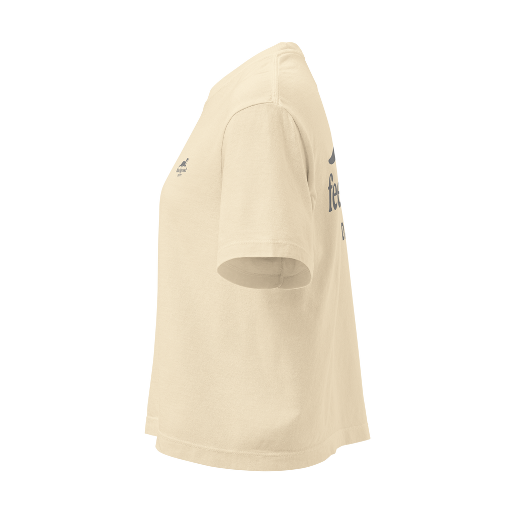 boxy fit with mid-length