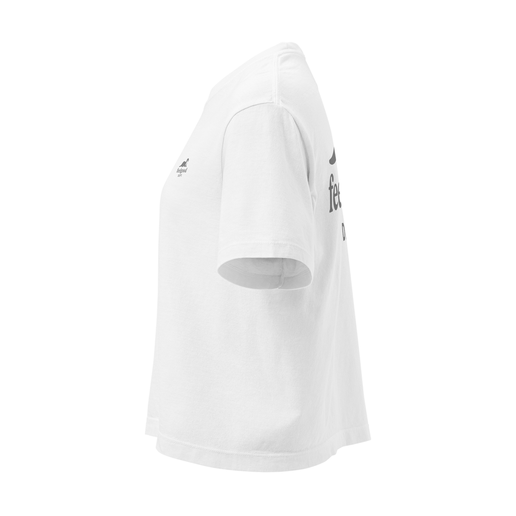 boxy fit with mid-length